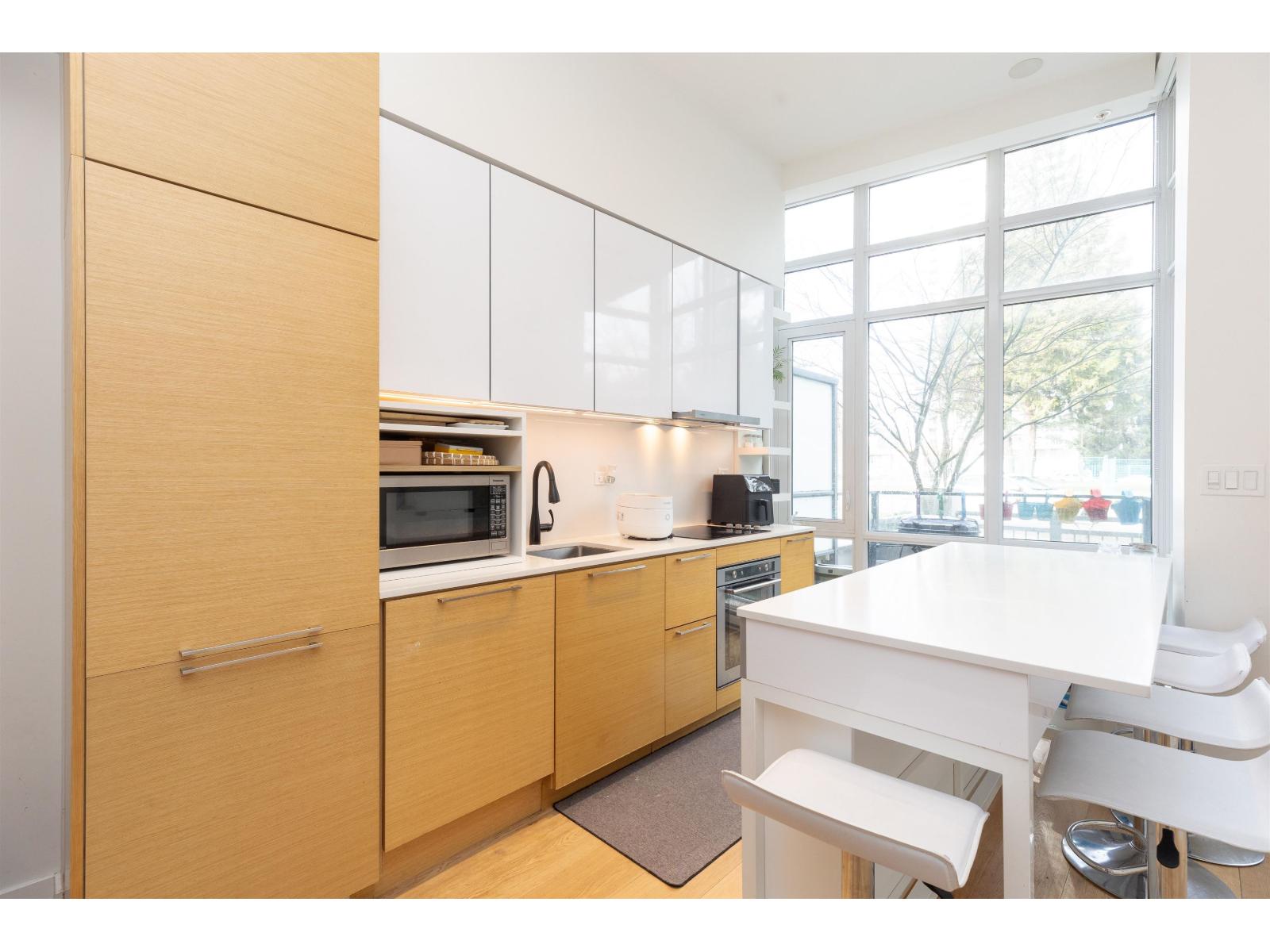 13438 Central Avenue Unit 108, Surrey, BC V3T 0N2