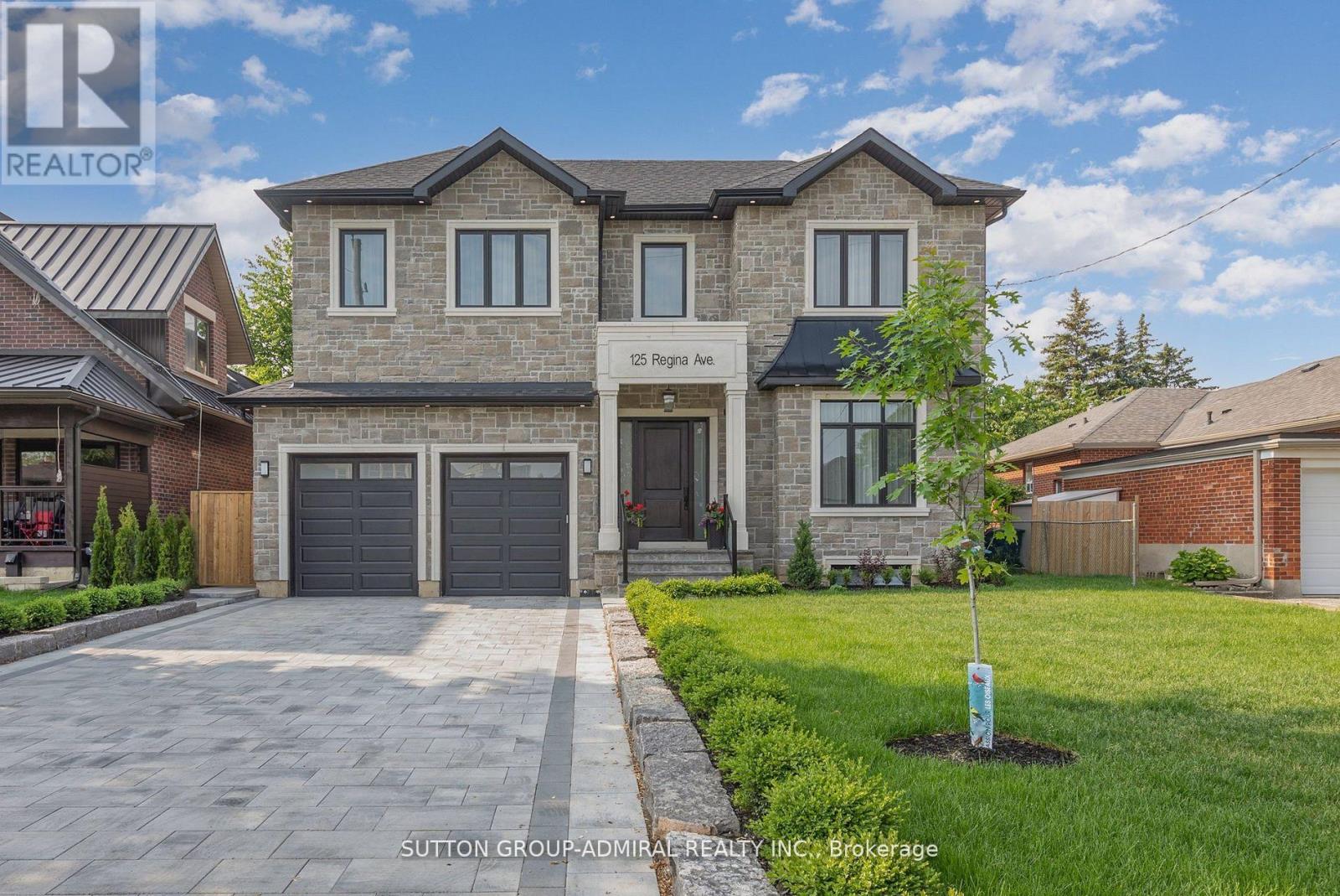 125 Regina Ave, Toronto, ON M6A 1R8