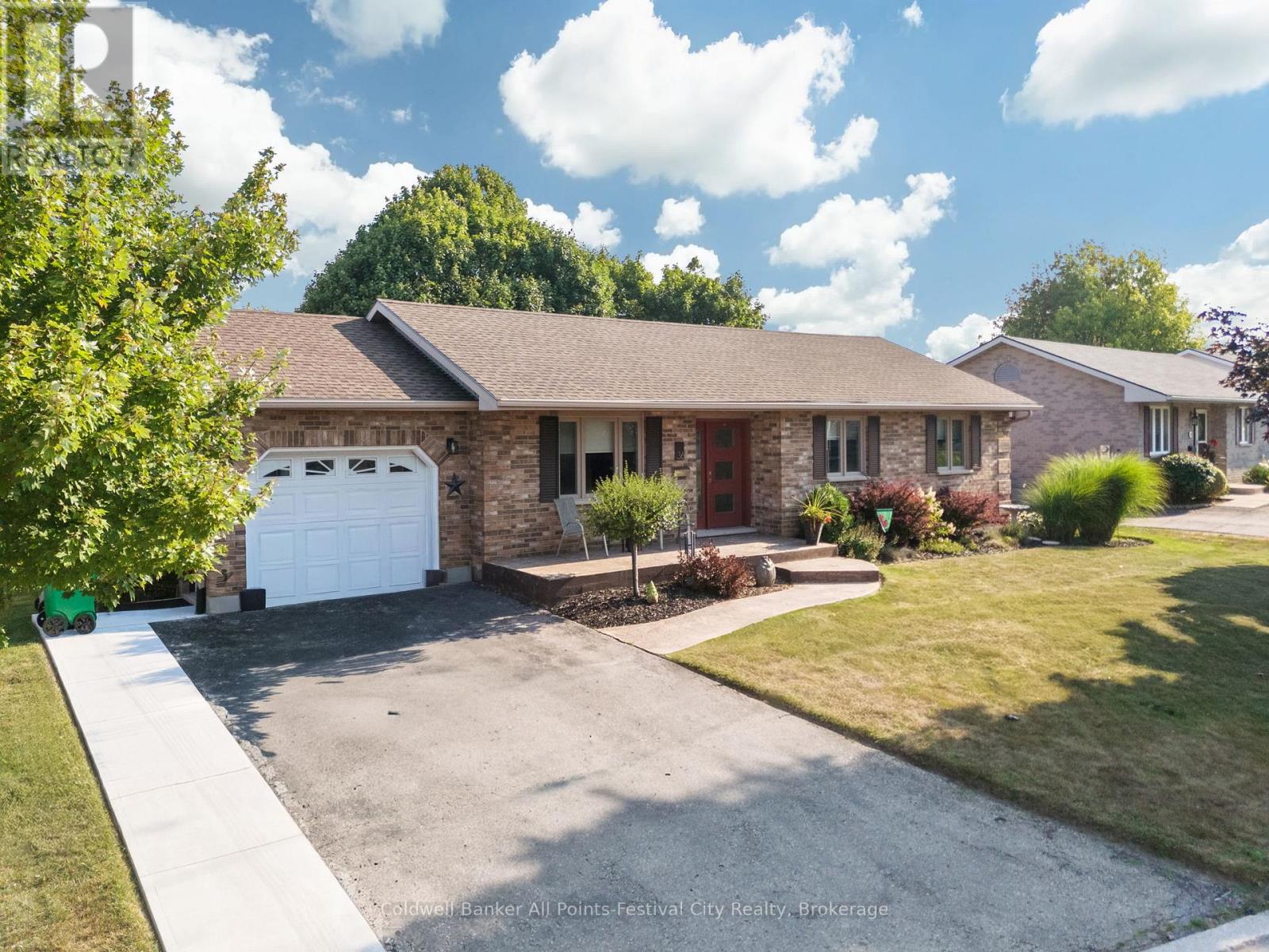 36 Balvina Dr W, Goderich, ON N7A 4L3