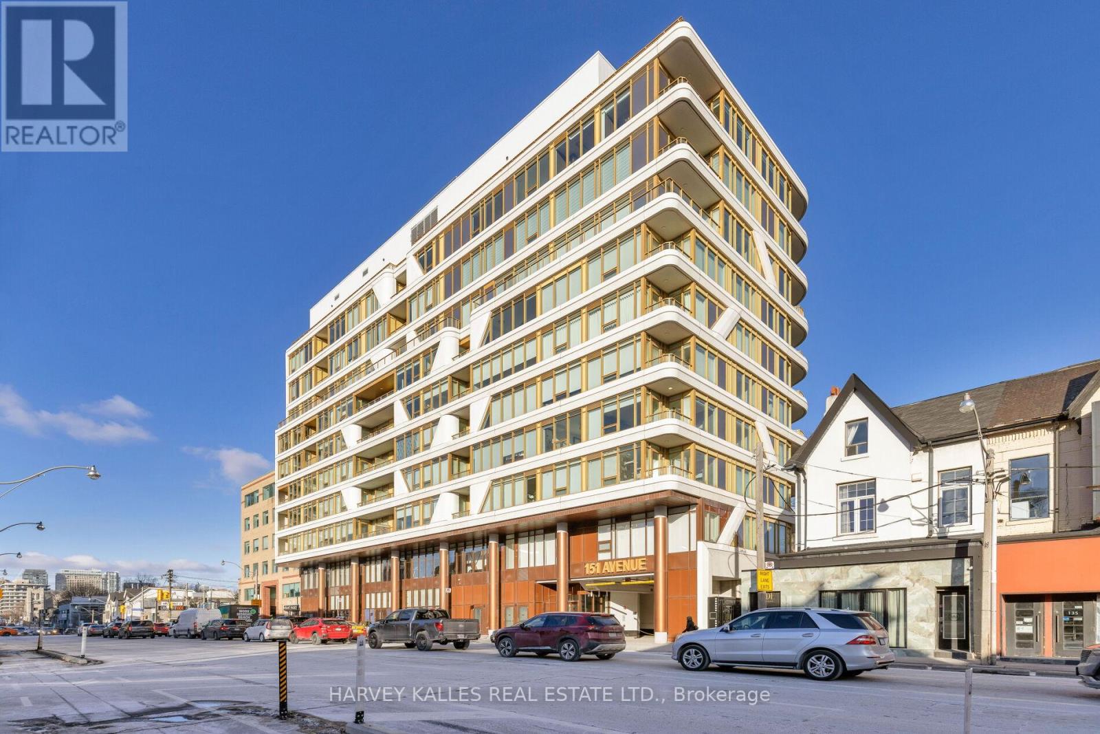 805 151 Avenue Rd, Toronto, ON M5R 2H7