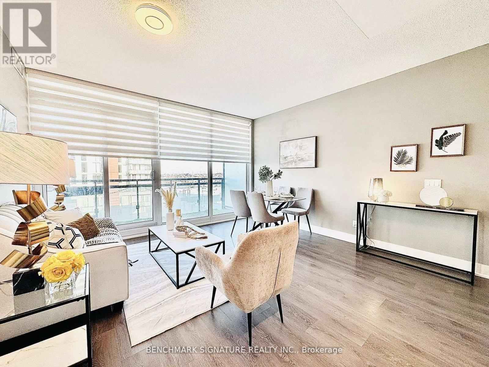 1001 Unit 8081 Birchmount Rd #j, Markham, ON L6G 0G5
