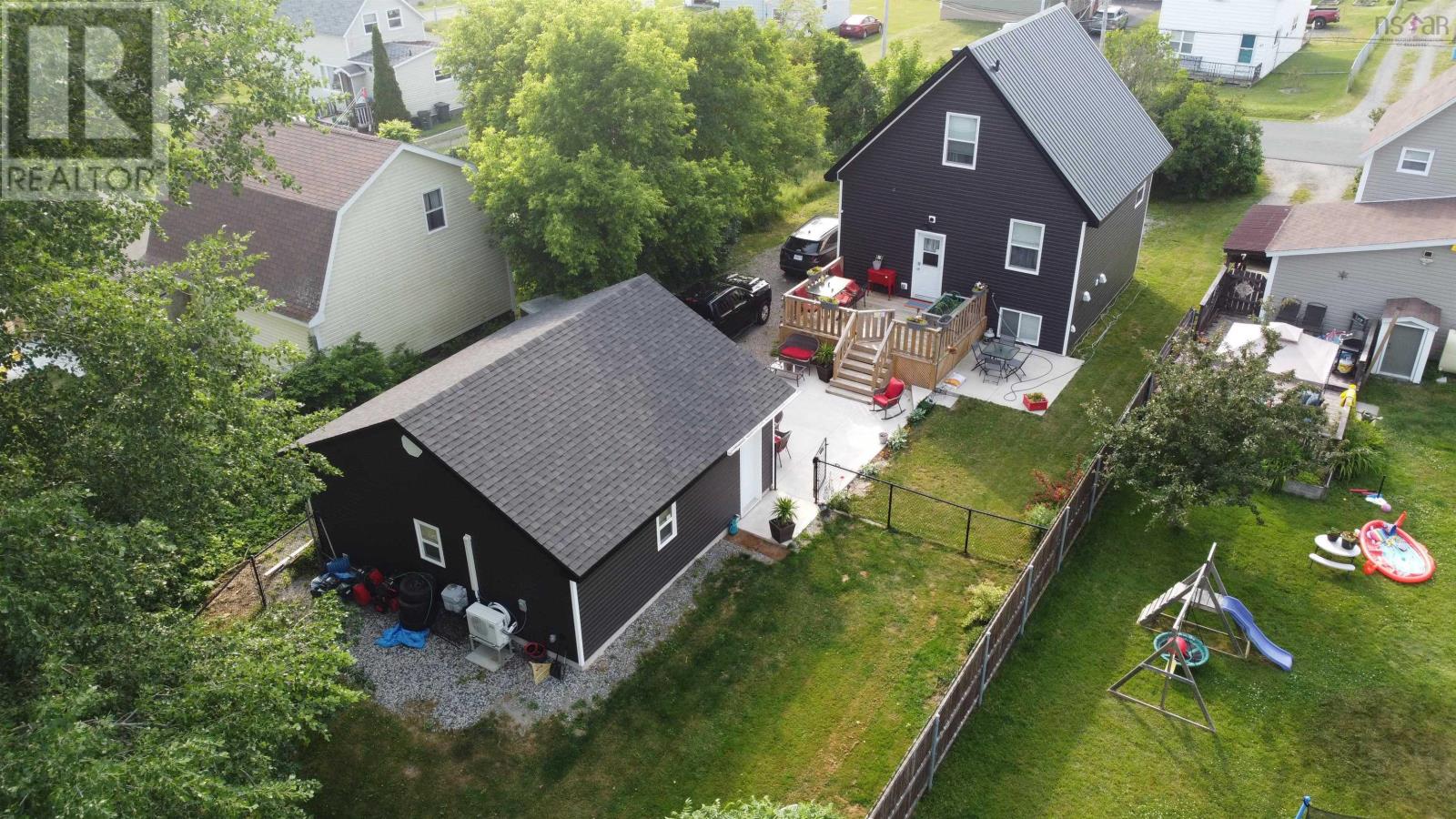 50 School St, Florence, NS B1Y 1P5