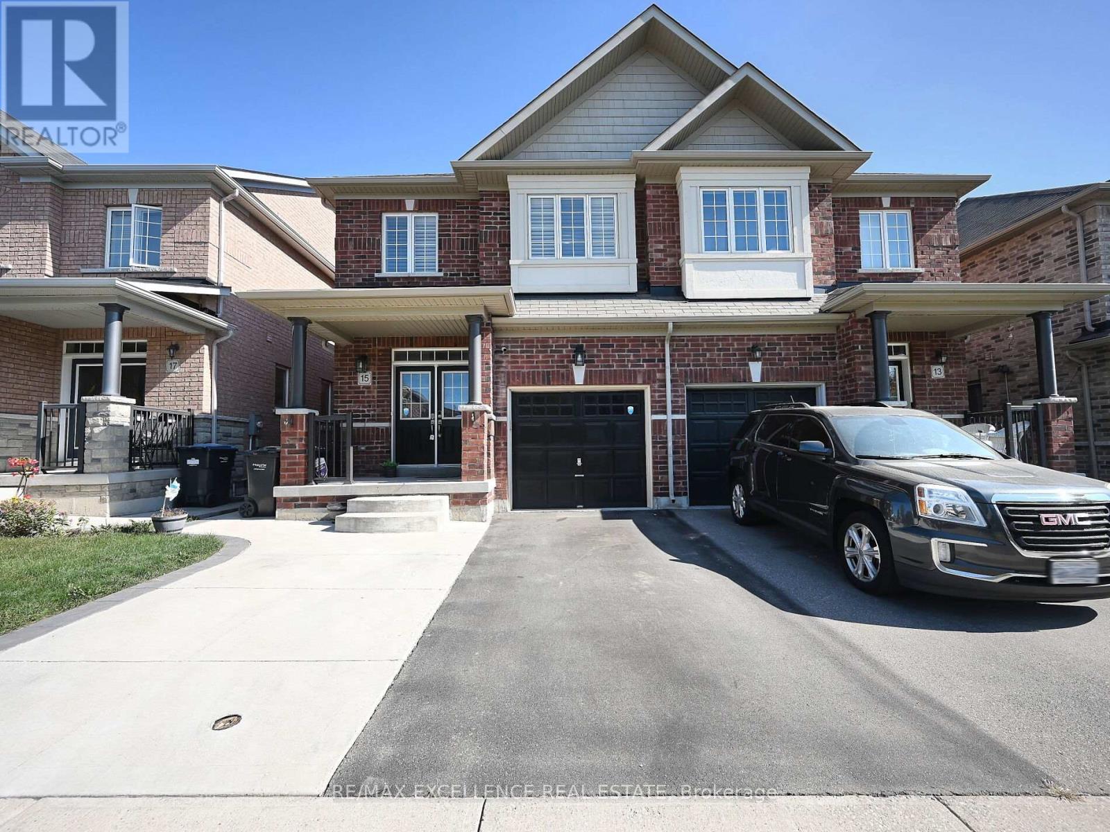 15 Falling Leaf Dr, Caledon, ON L7C 3Z3