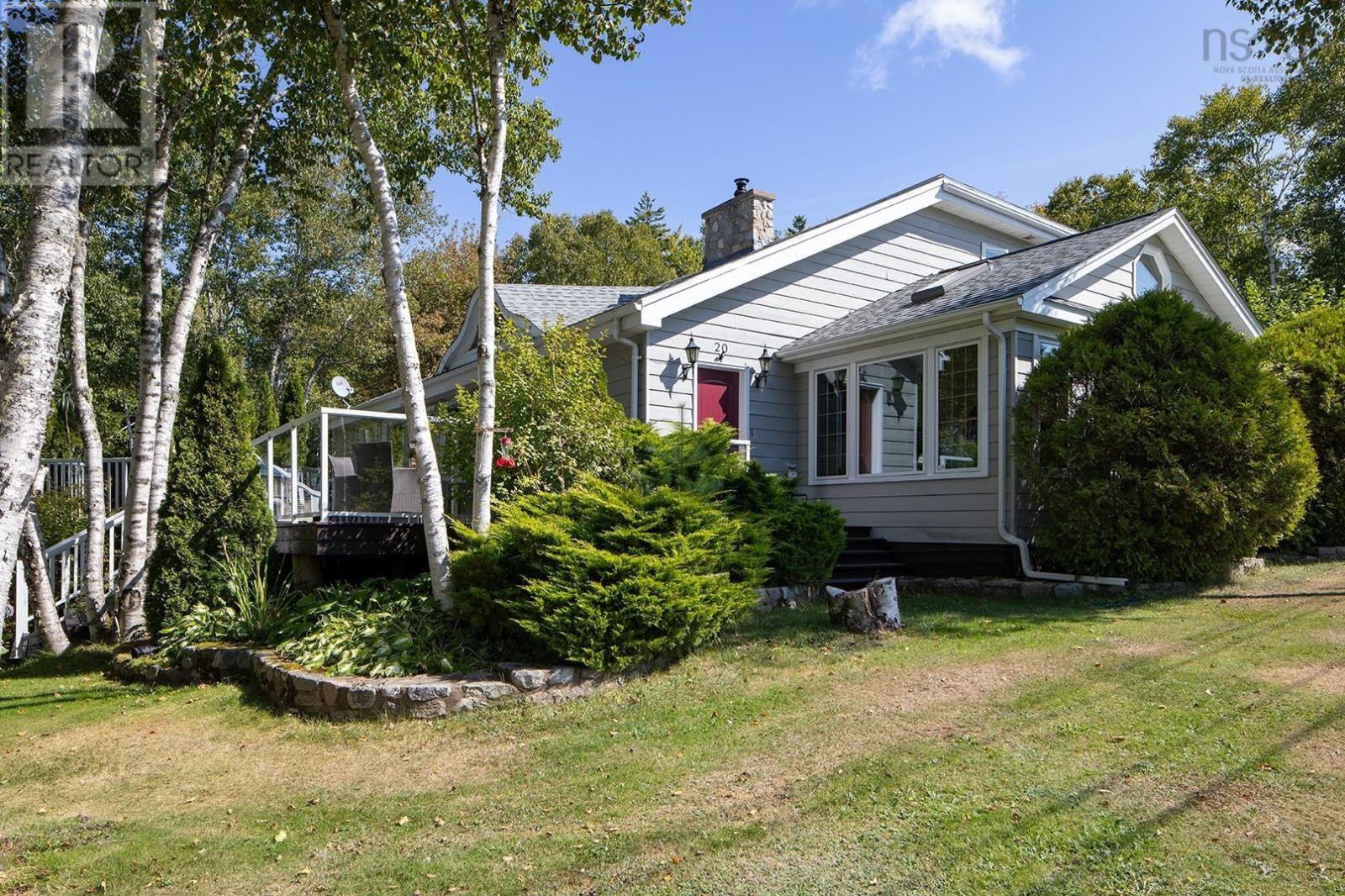 20 Bremner Dr, Hackettaposs Cove, NS B3Z 3L3