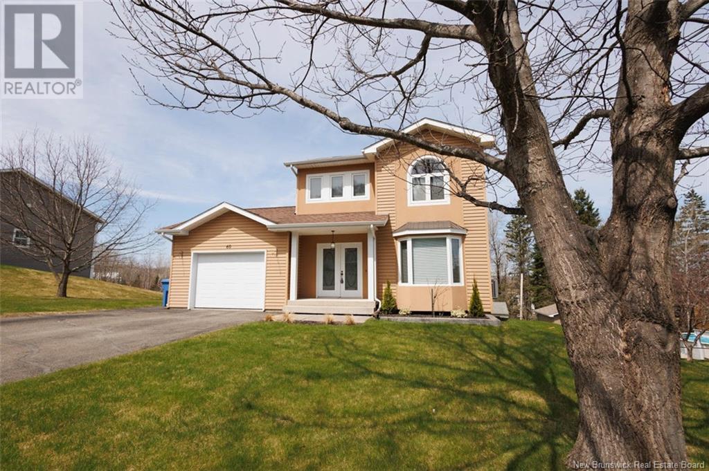 60 Nowlan St, Grand Falls, NB E3Z 1B2