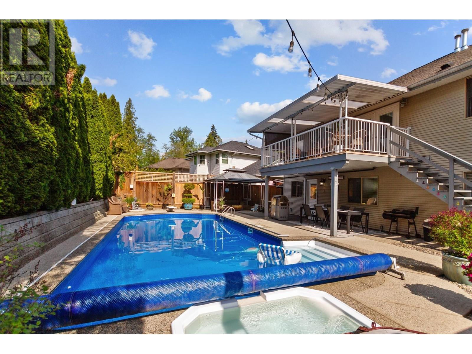 108 Loop Unit 23675, Maple Ridge, BC V2W 1B2