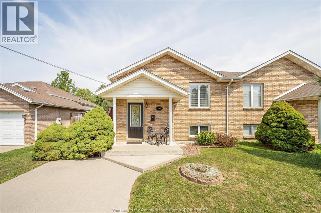 750 Cabana Rd E, Windsor, ON N9G 1A4