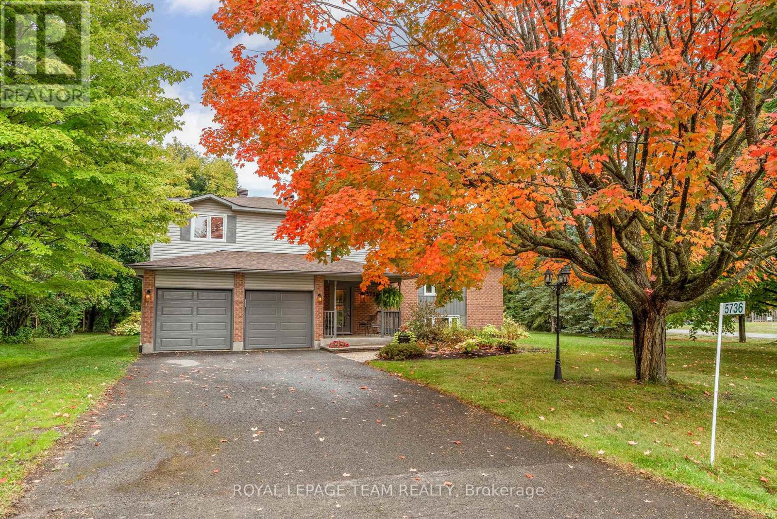 5736 Bridget St, Ottawa, ON K0A 2W0