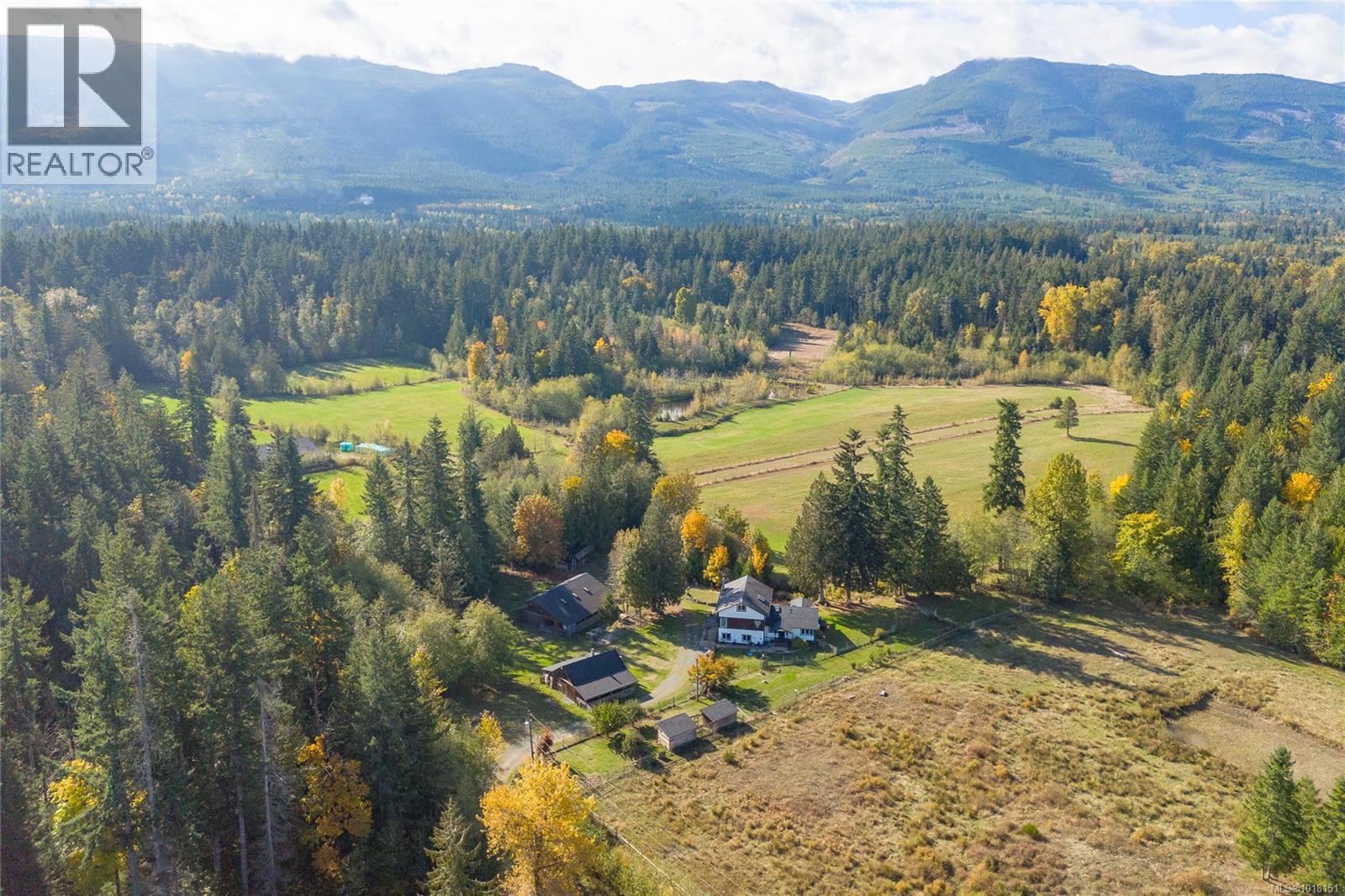 1445 Mclean Rd, Qualicum Beach, BC V9K 1W8