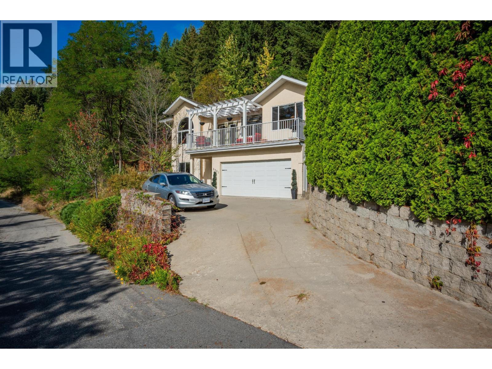 3301 Laburnum Dr, Trail, BC V1R 2S8
