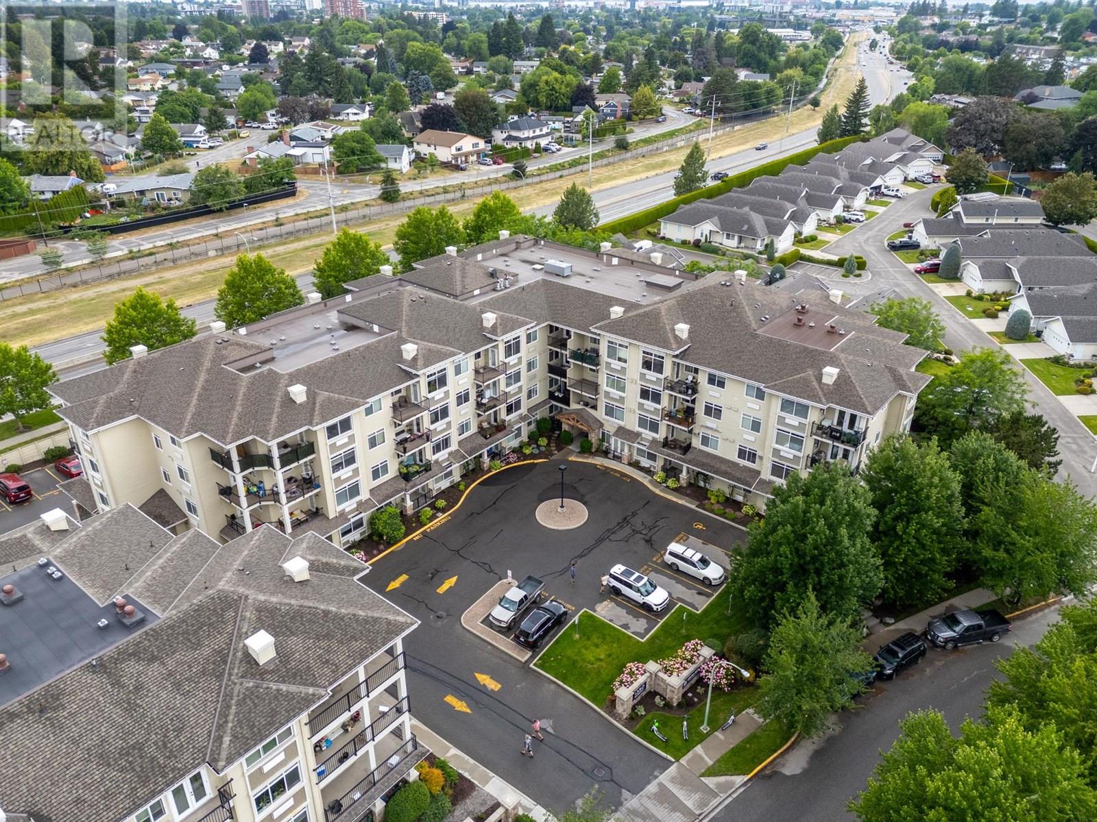 1350 Ridgeway Drive Unit 209, Kelowna, BC V1Y 9T8