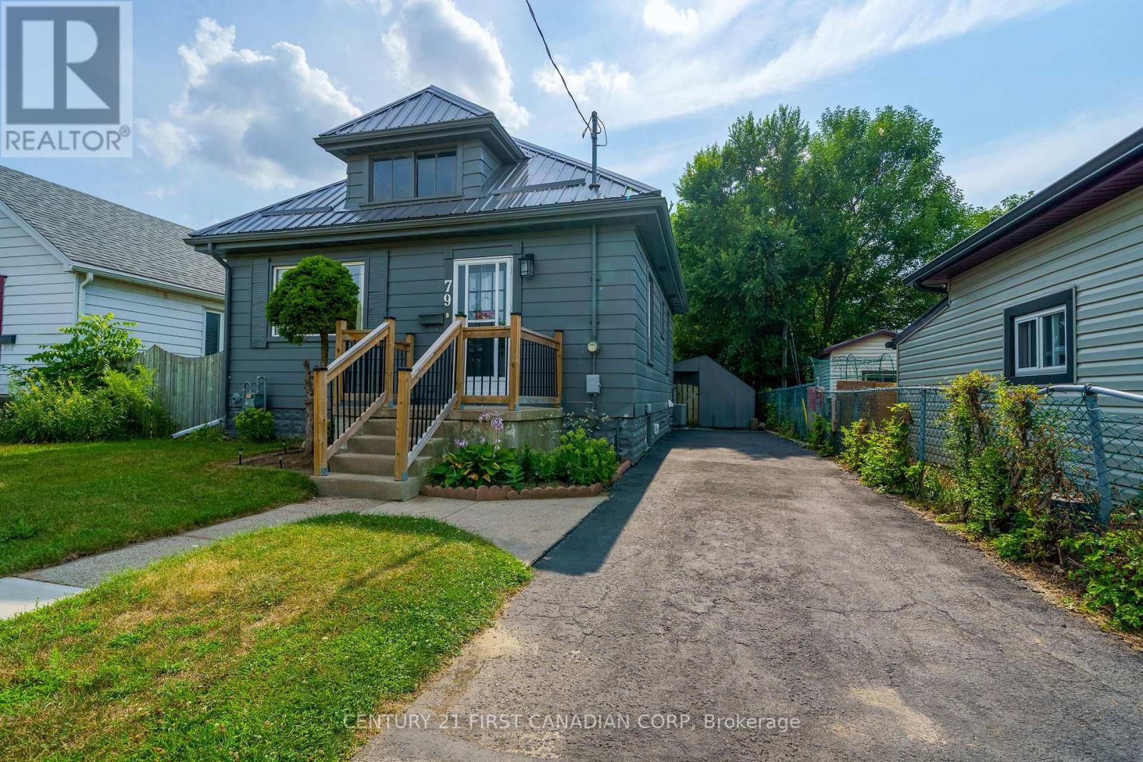 79 Hume St, London, ON N5Z 2P1