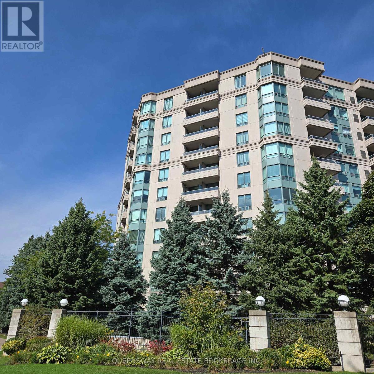 1 Emerald Ln Ph-107 Ln, Vaughan, ON L4J 8N2