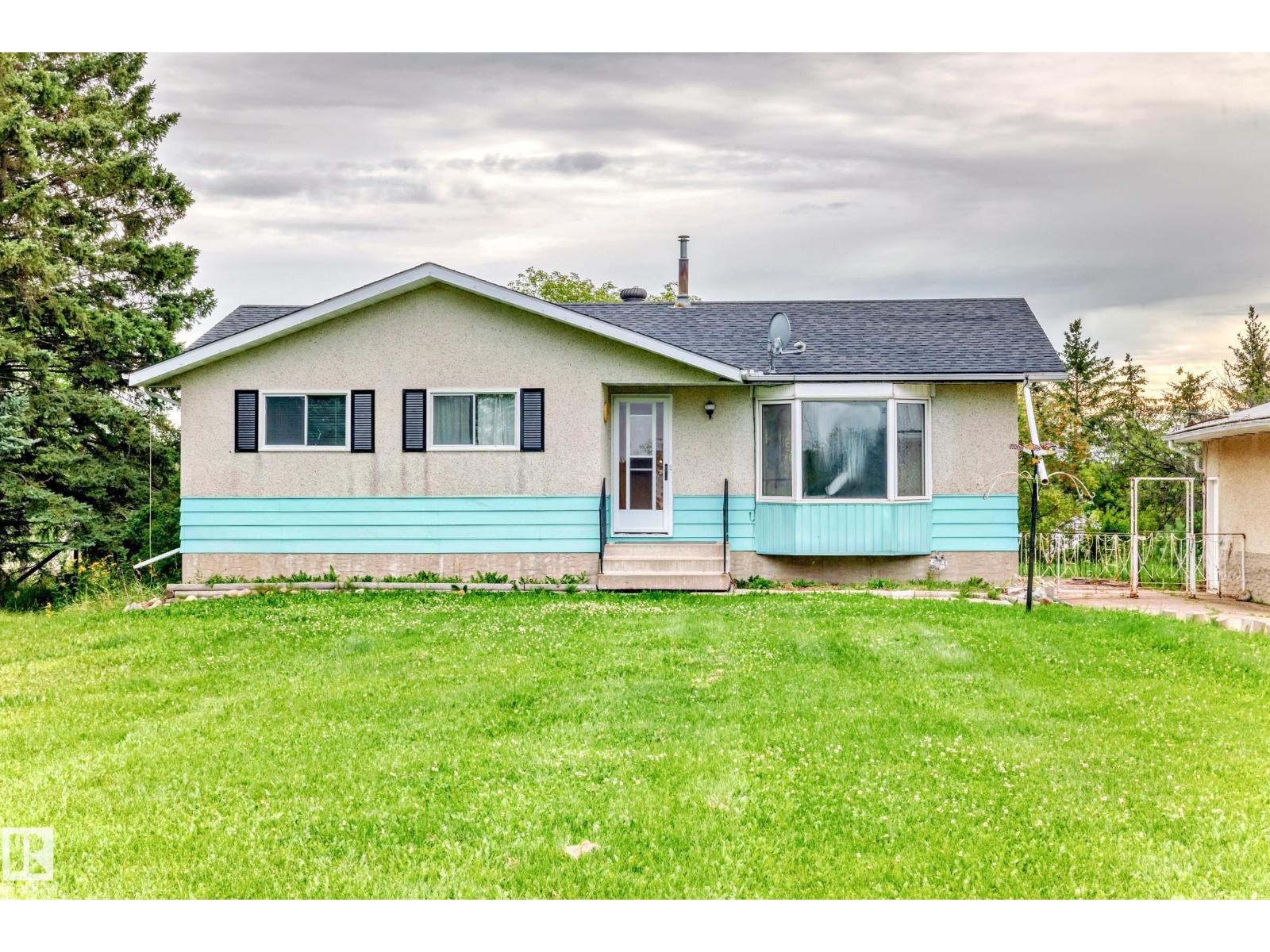51349 Rge Road 222 NW, Rural Strathcona County, AB T8C 1H2