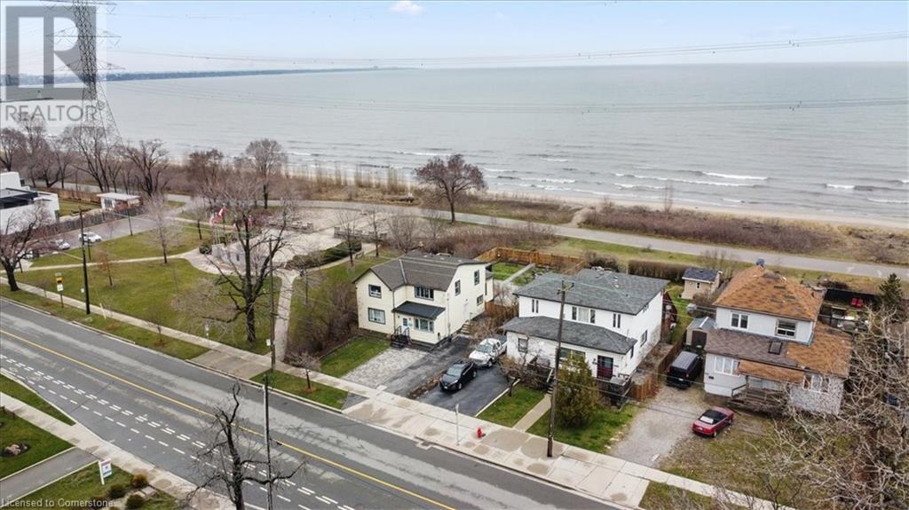 1019 Beach Blvd, Hamilton, ON L8H 6Z8