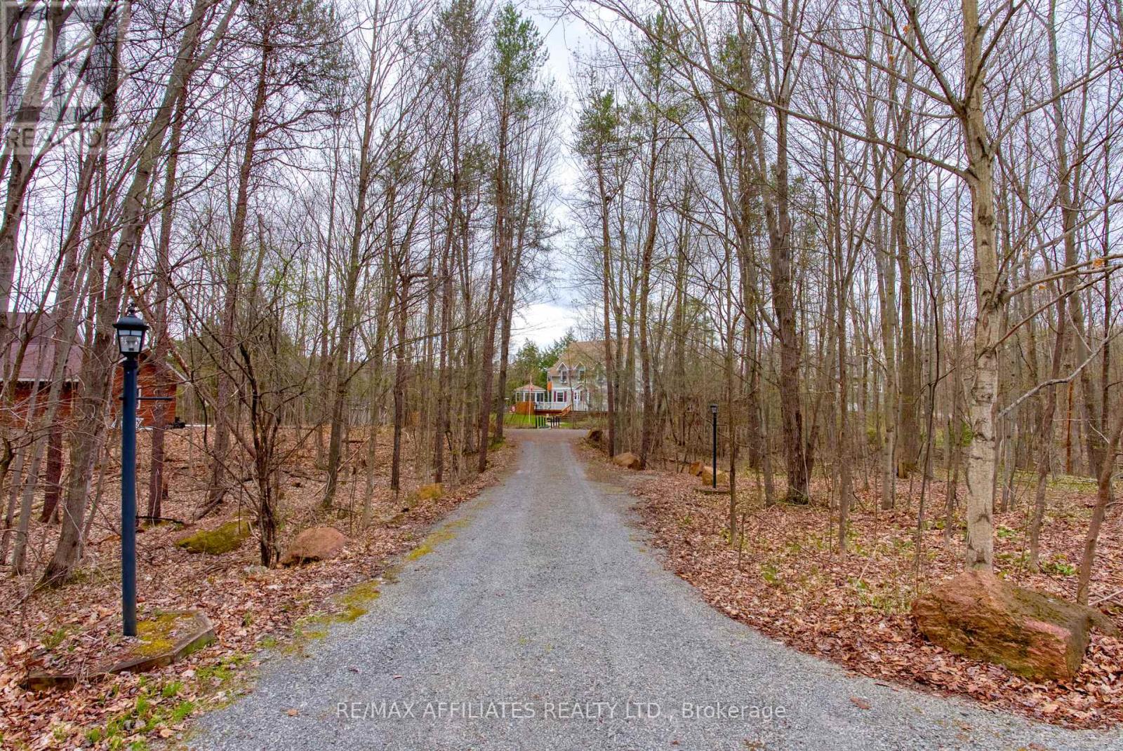 133 Swan Ln N, Rideau Lakes, ON K0G 1V0