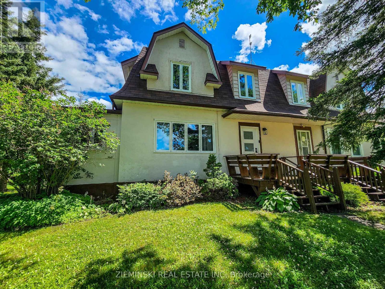 115 Buckingham Ave, Iroquois Falls, ON P0K 1E0