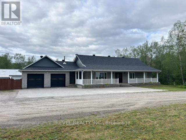 2008 Connaught Rd, Timmins, ON P0N 1A0