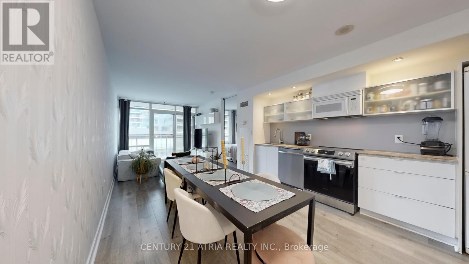 1708 4k Spadina Ave, Toronto, ON M5V 3Z2