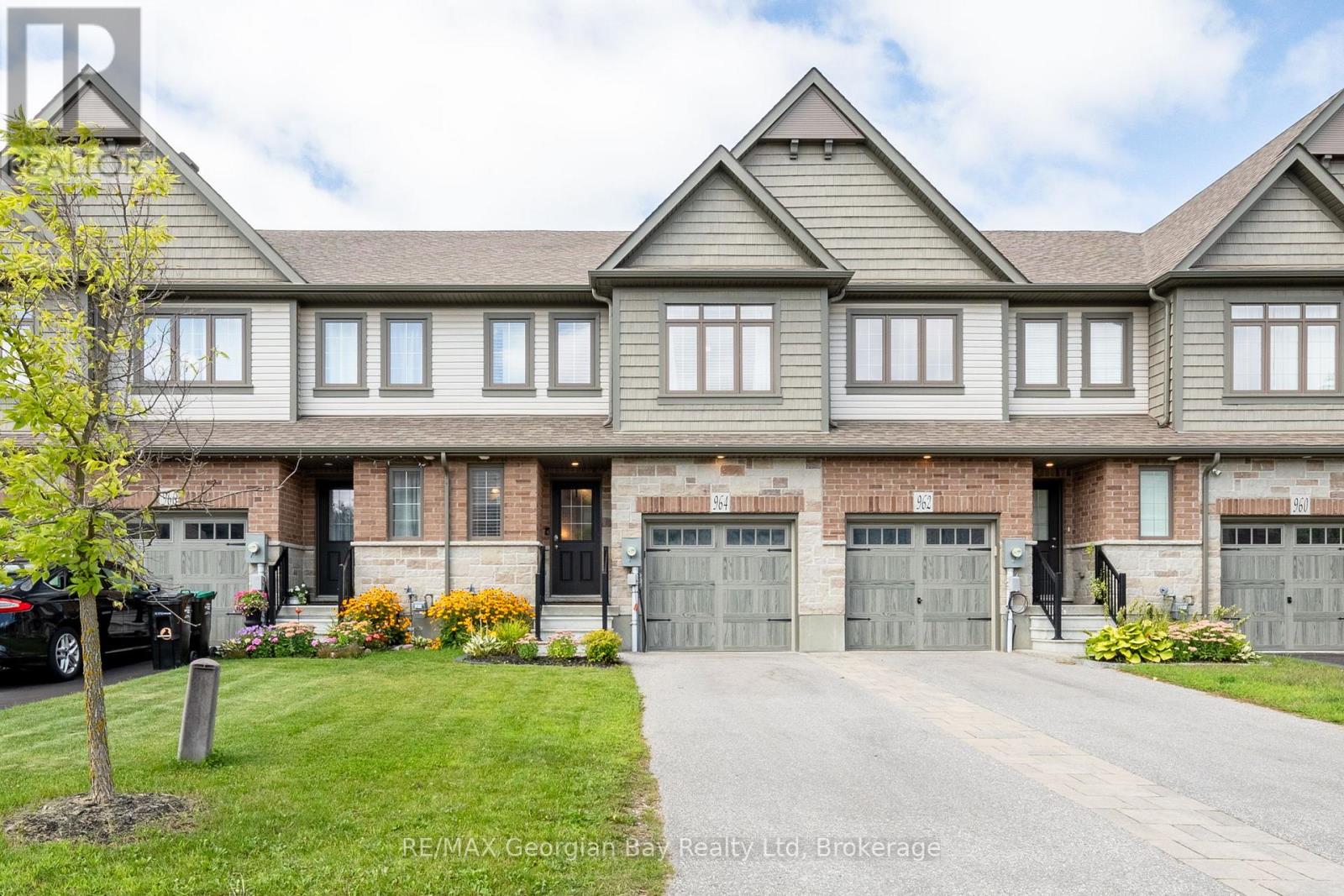 964 Wright Dr, Midland, ON L4R 0E3