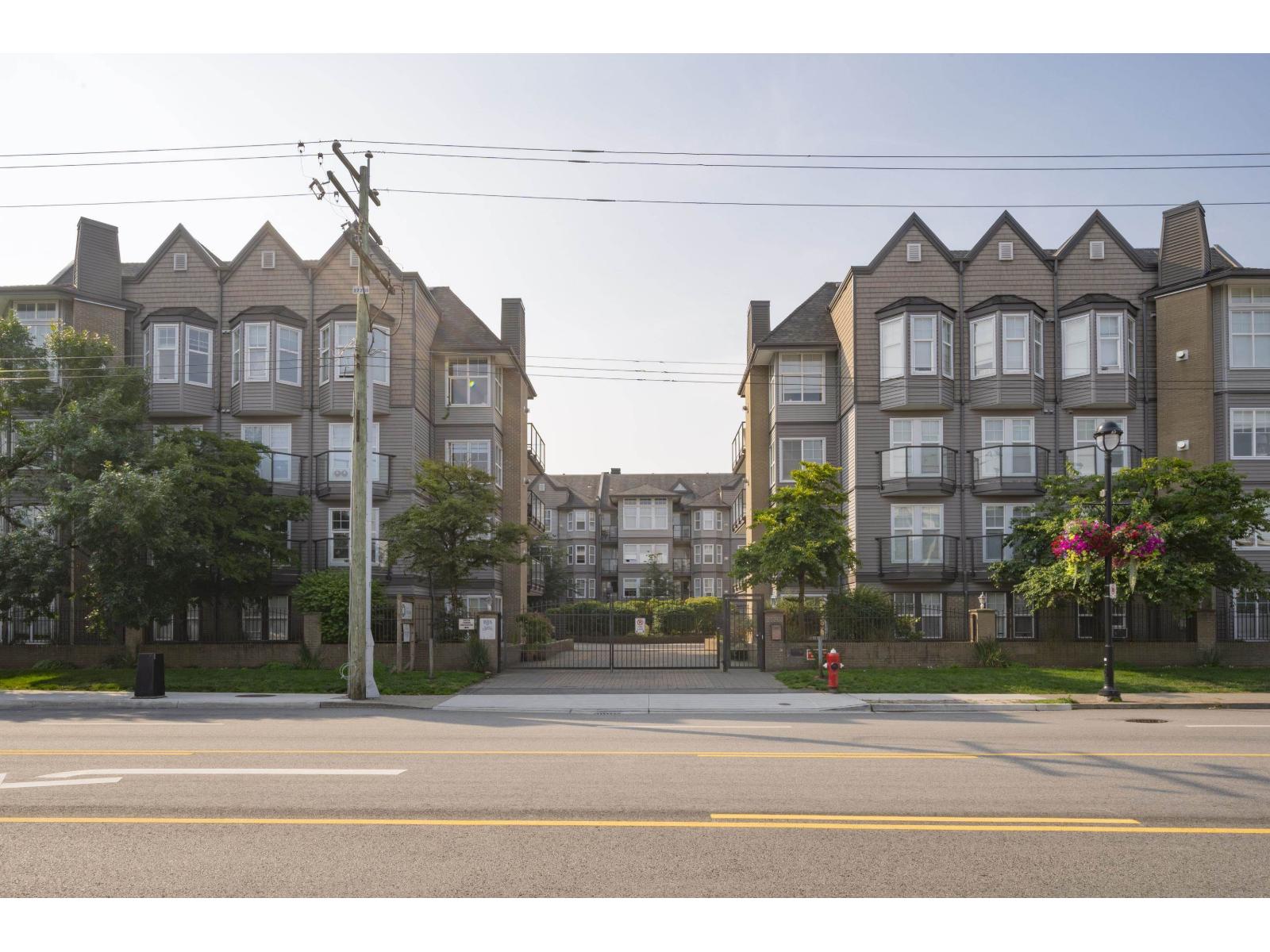 20200 56 Avenue Unit 303, Langley, BC V3A 8S1
