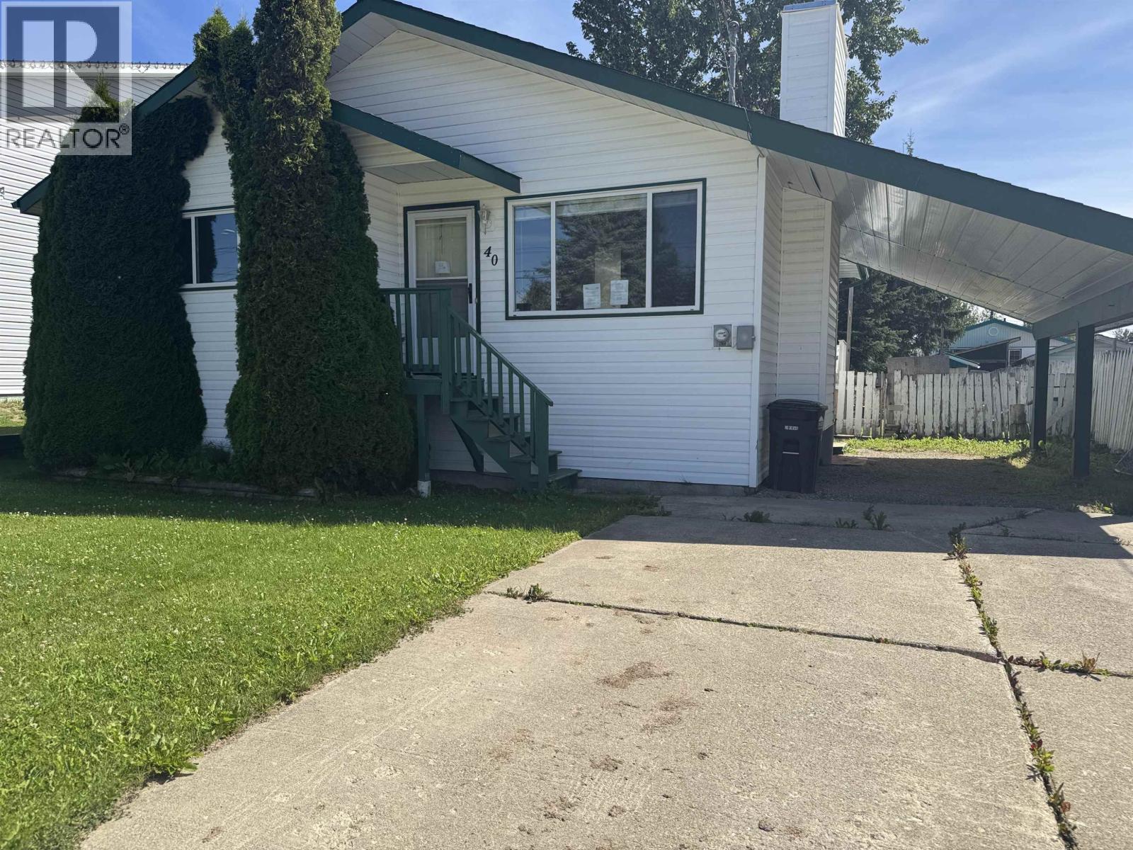 40 Mcintyre Dr, Mackenzie, BC V0J 2C0