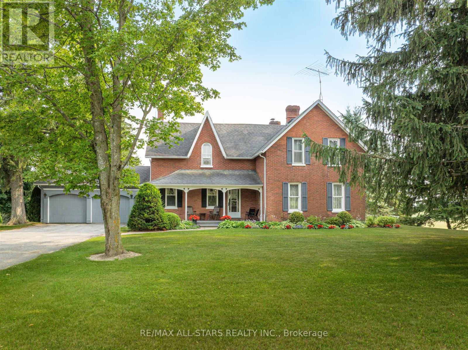 275 Webb Rd, Uxbridge, ON L9P 0G4