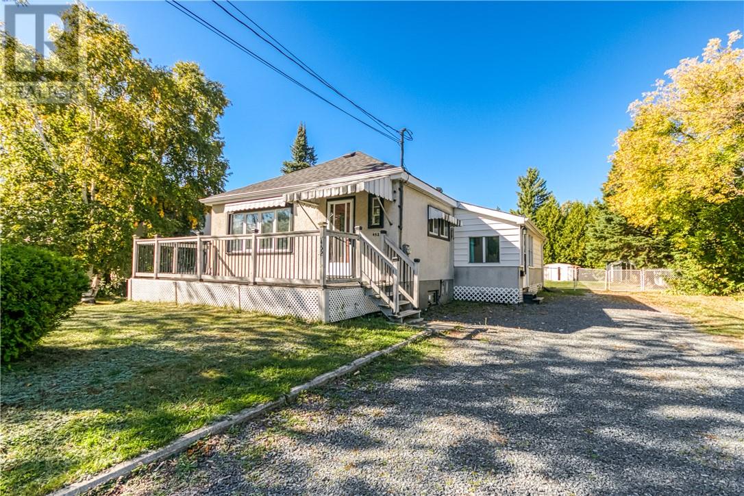 452 Arnold St, Sudbury, ON P3E 2N5