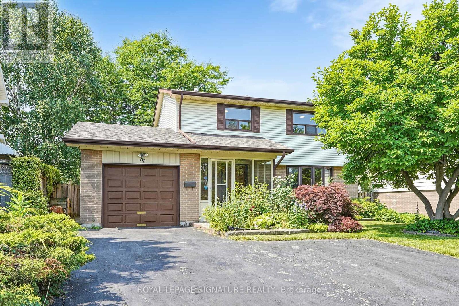 61 Centre St S, Brampton, ON L6W 2X7
