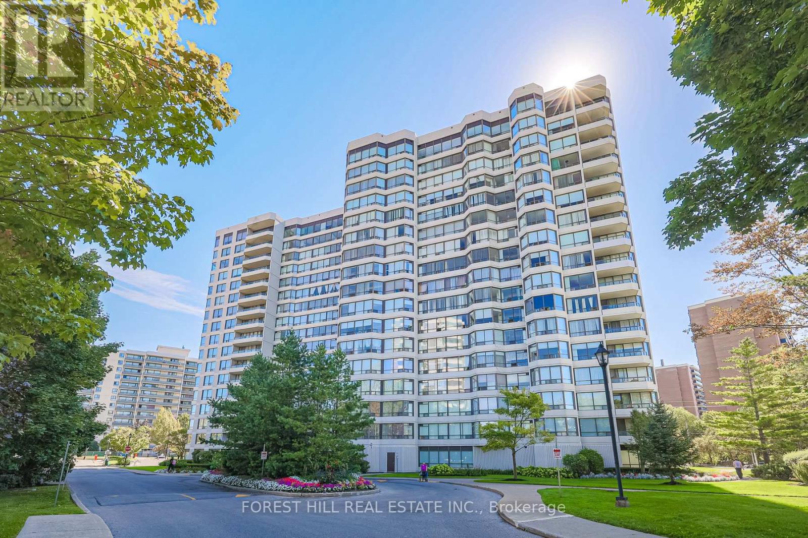 809 1101 Steeles Ave W, Toronto, ON M2R 3W5
