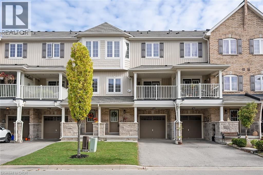 8 Hiscott Dr, Hamilton, ON L8B 0A2