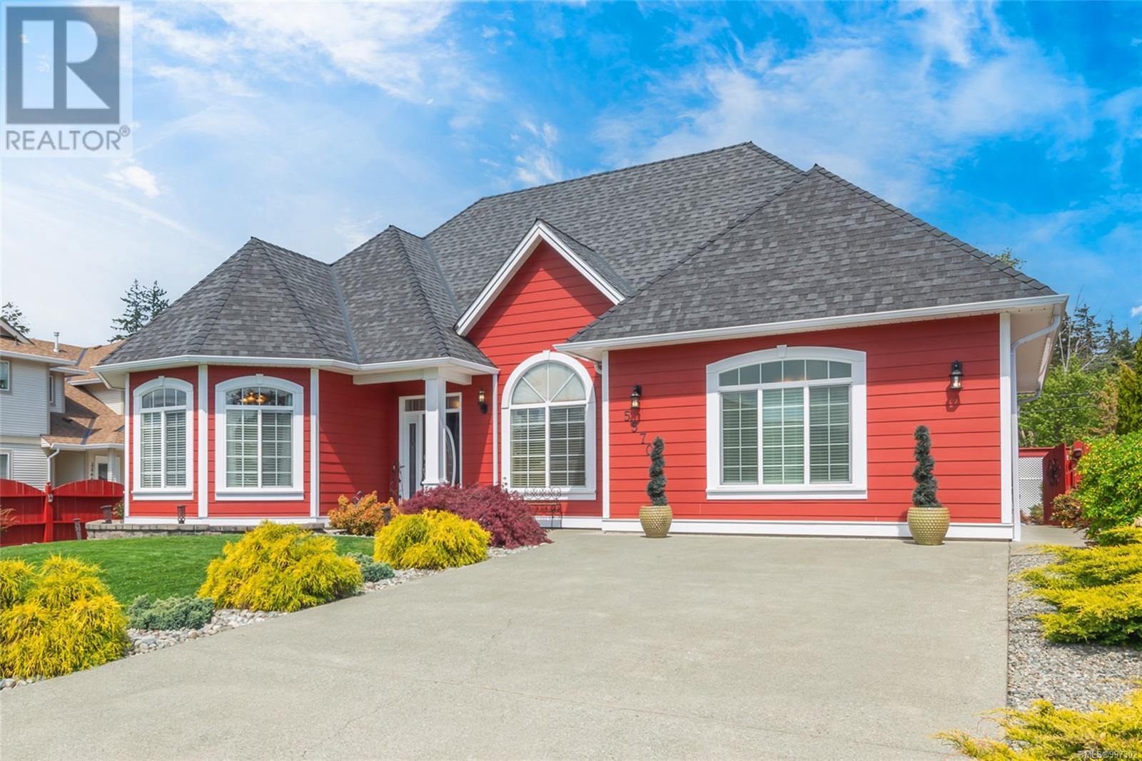 5570 Woodland Cres, Port Alberni, BC V9Y 8E6