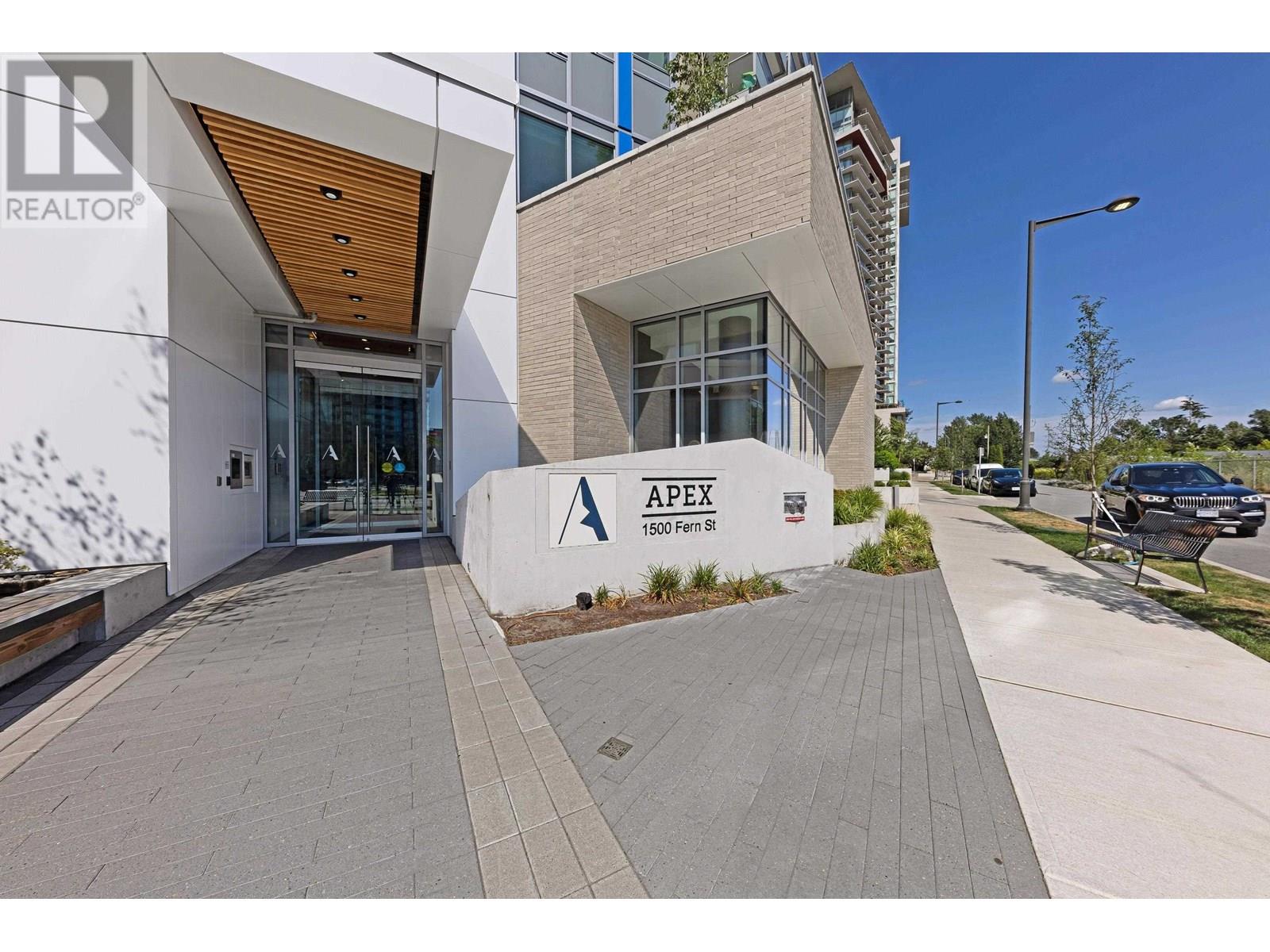 1500 Fern Street Unit 202, North Vancouver, BC V7J 1H6