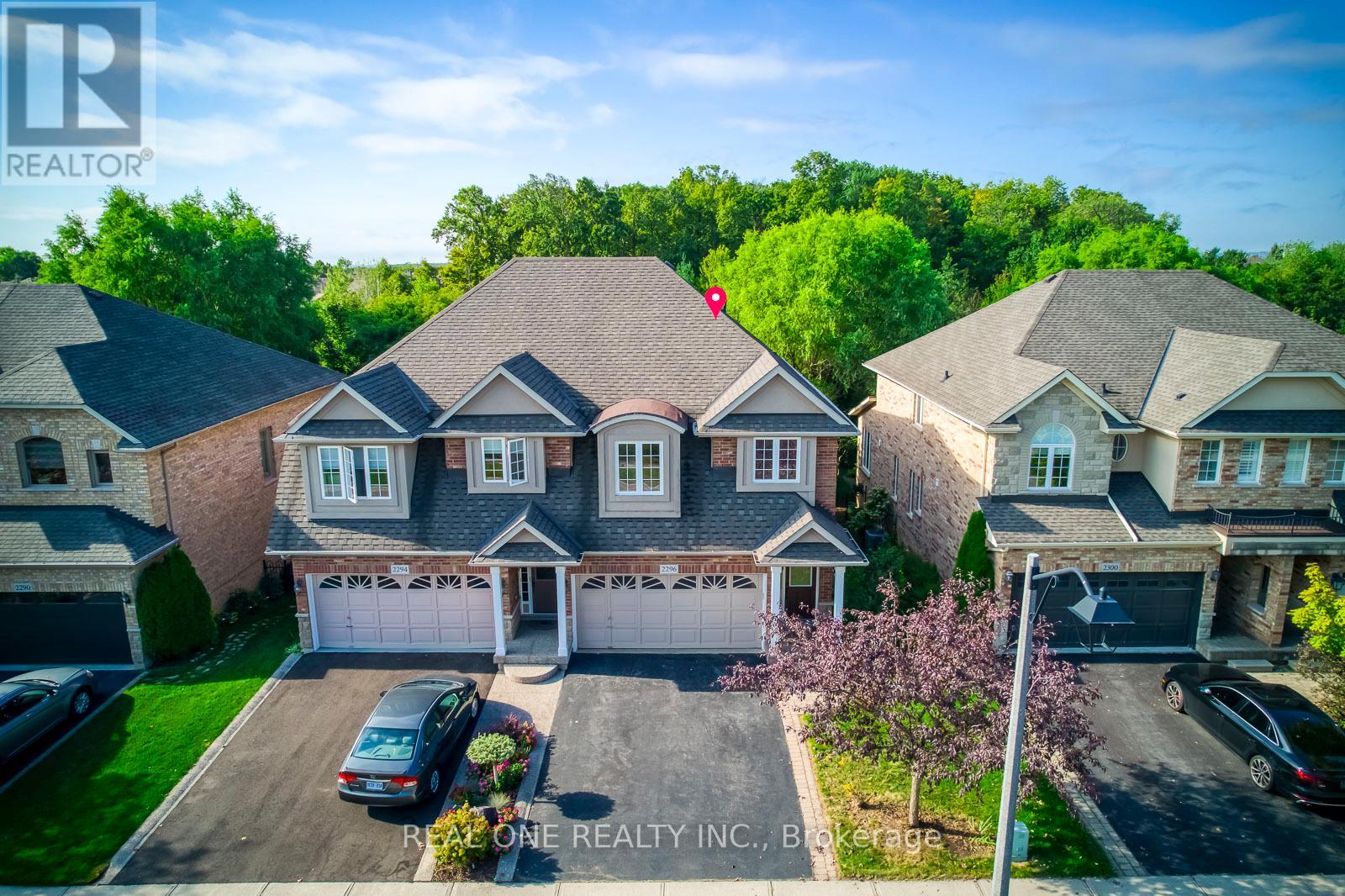 2296 Parkglen Ave, Oakville, ON L6M 4R3