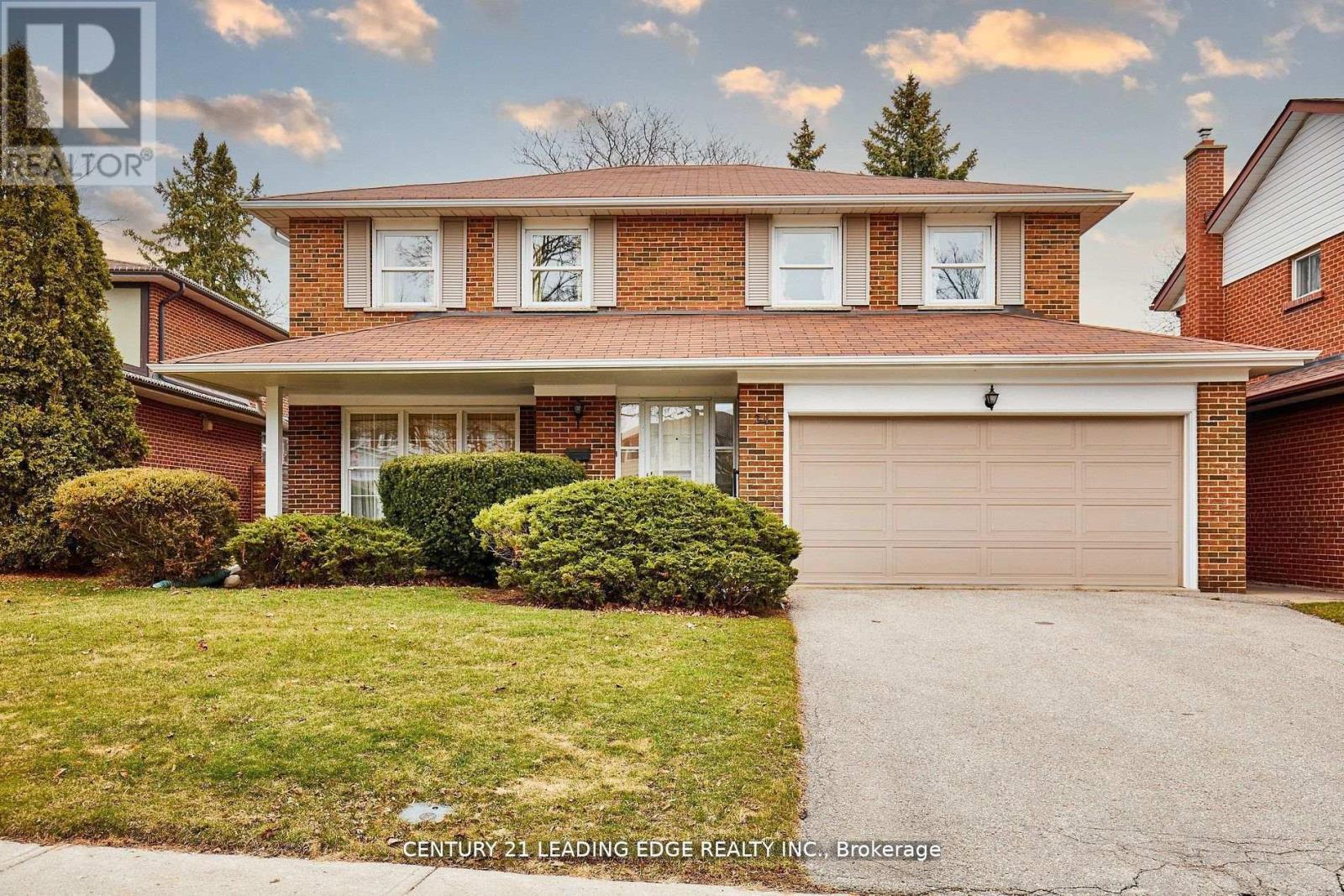 24 Dunmurray Blvd, Toronto, ON M1T 2J9