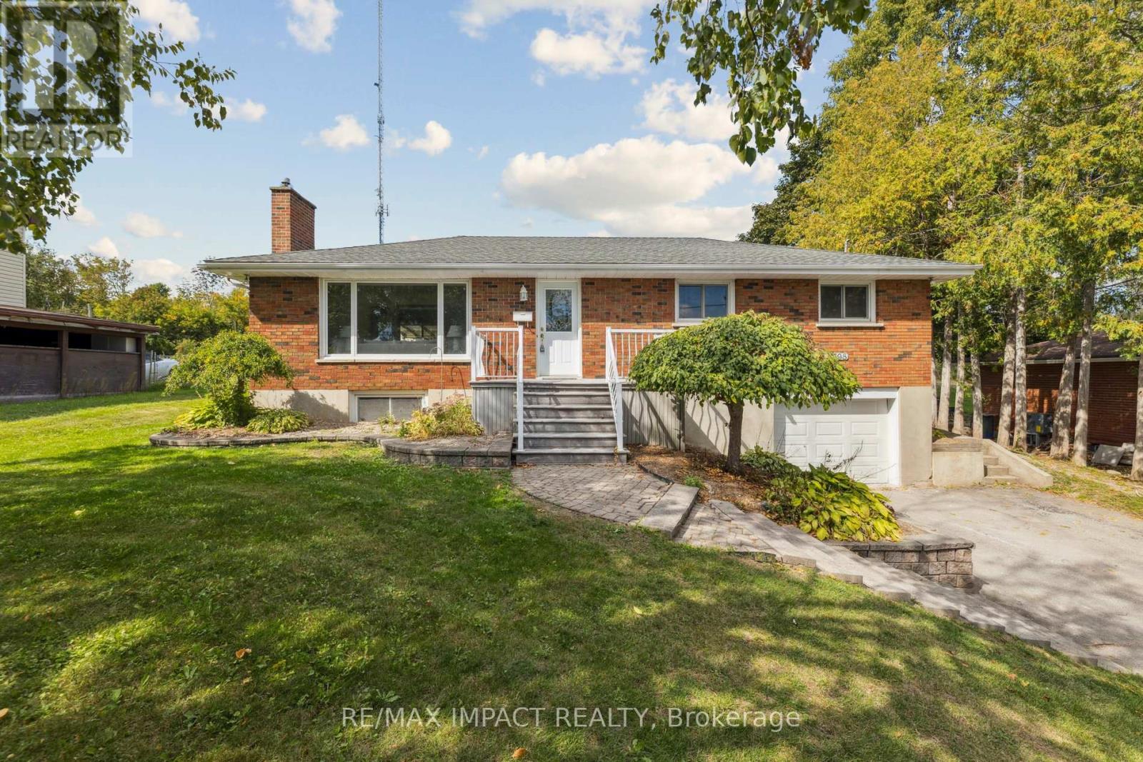 298 Plati Ave, Douro-Dummer, ON K9L 1C7
