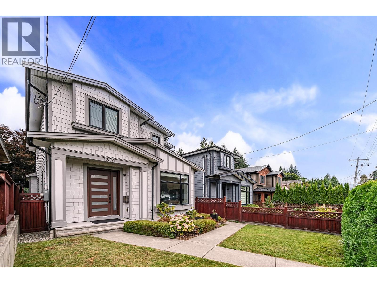 1370 Ross Rd, North Vancouver, BC V7J 1V2