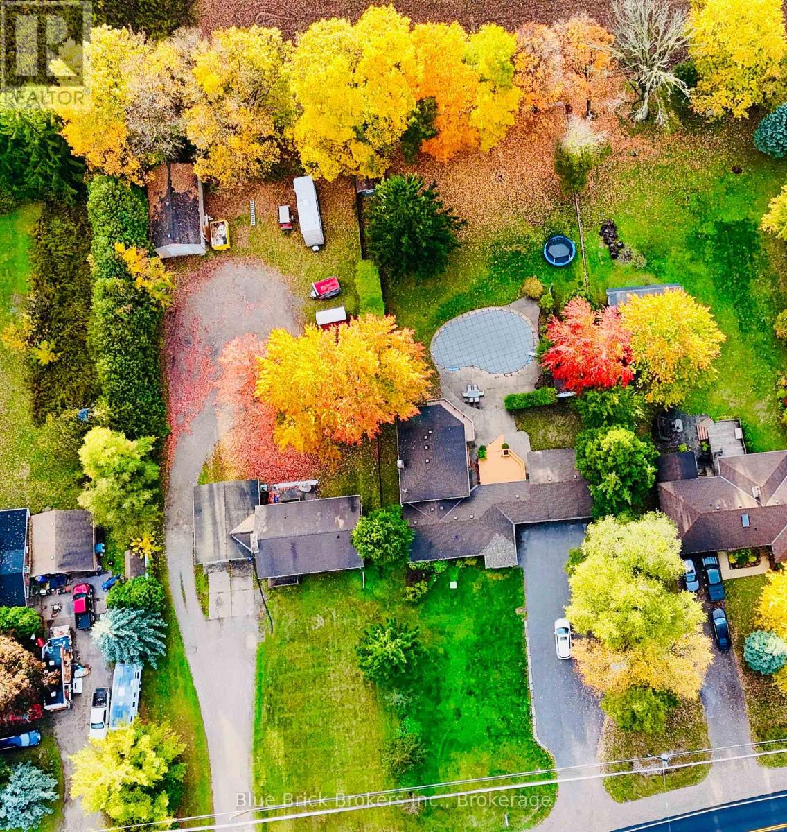 2320 Hyde Park Rd N, London North North T, ON N6H 5K2