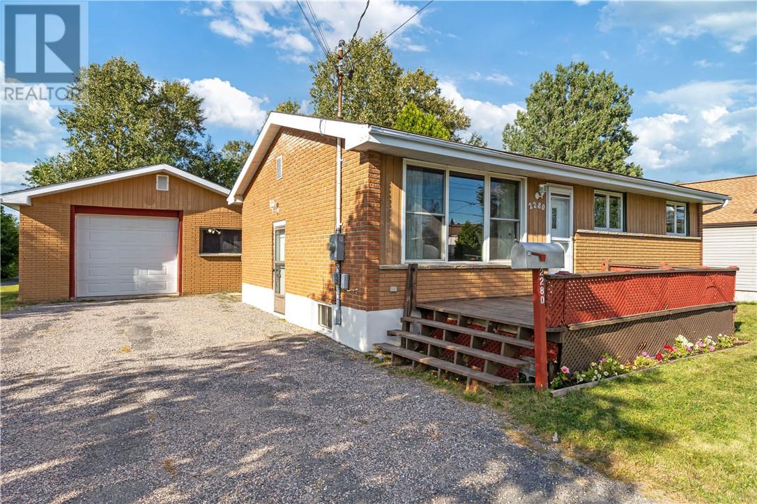 2280 Josephine St, Greater Sudbury, ON P3A 2N2
