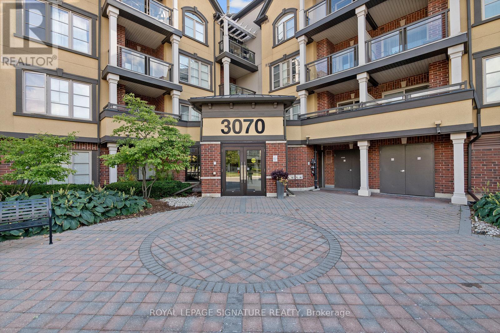 216 3070 Rotary Way, Burlington, ON L7M 0H1