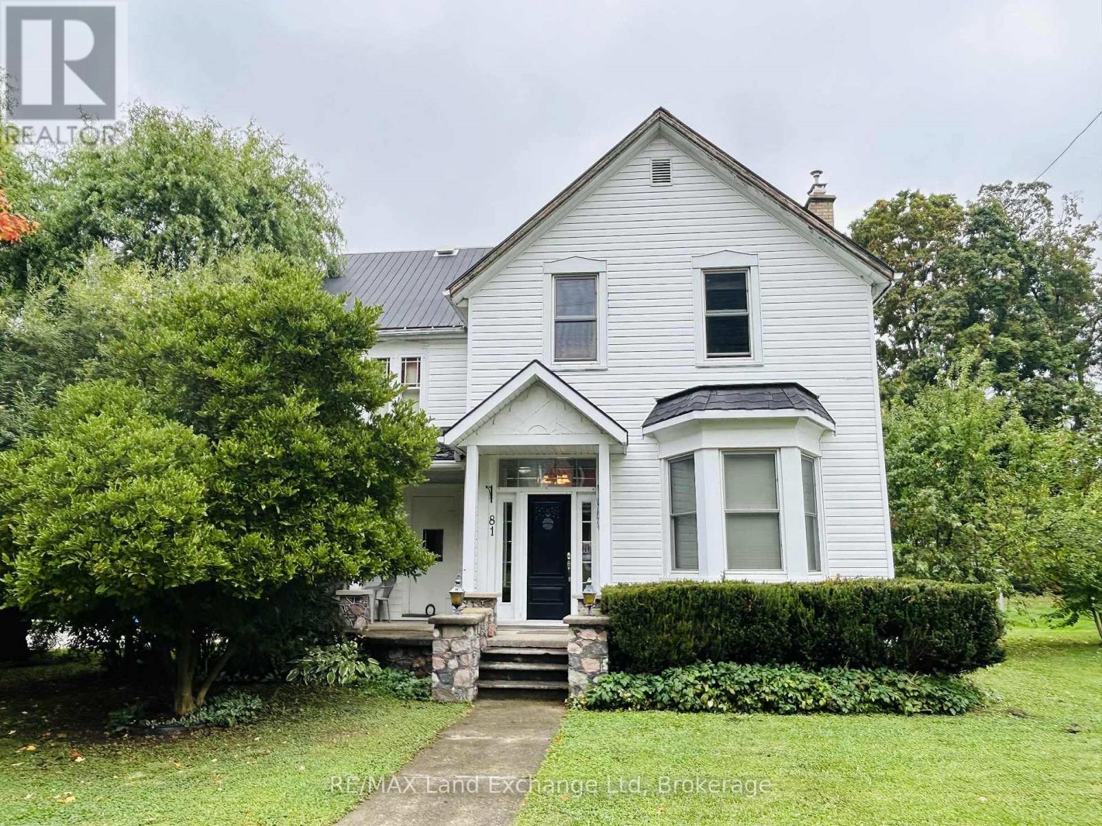 81 Patrick St E, North Huron, ON N0G 2W0