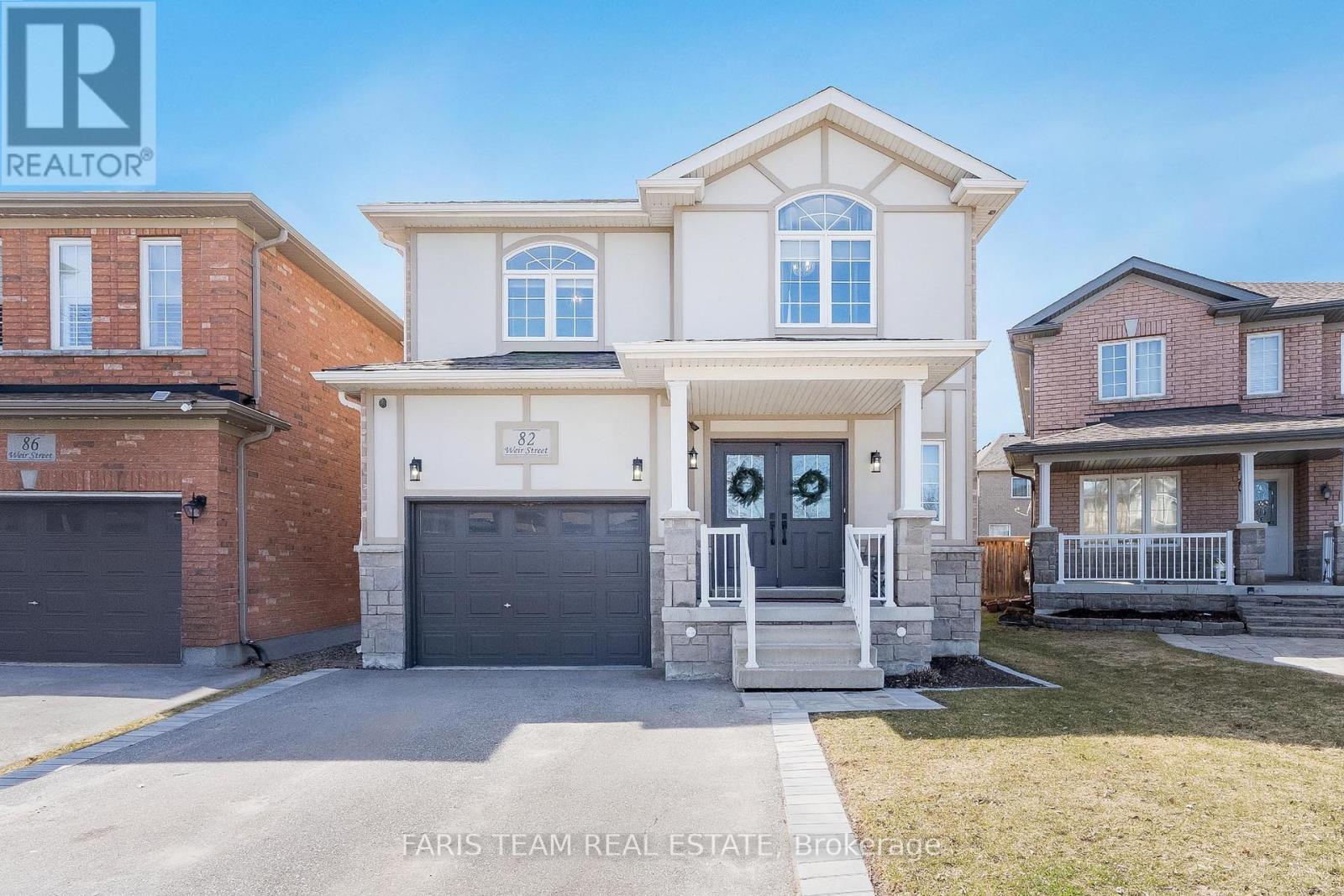 82 Weir St, Bradford West Gwillimbury, ON L3Z 0K6