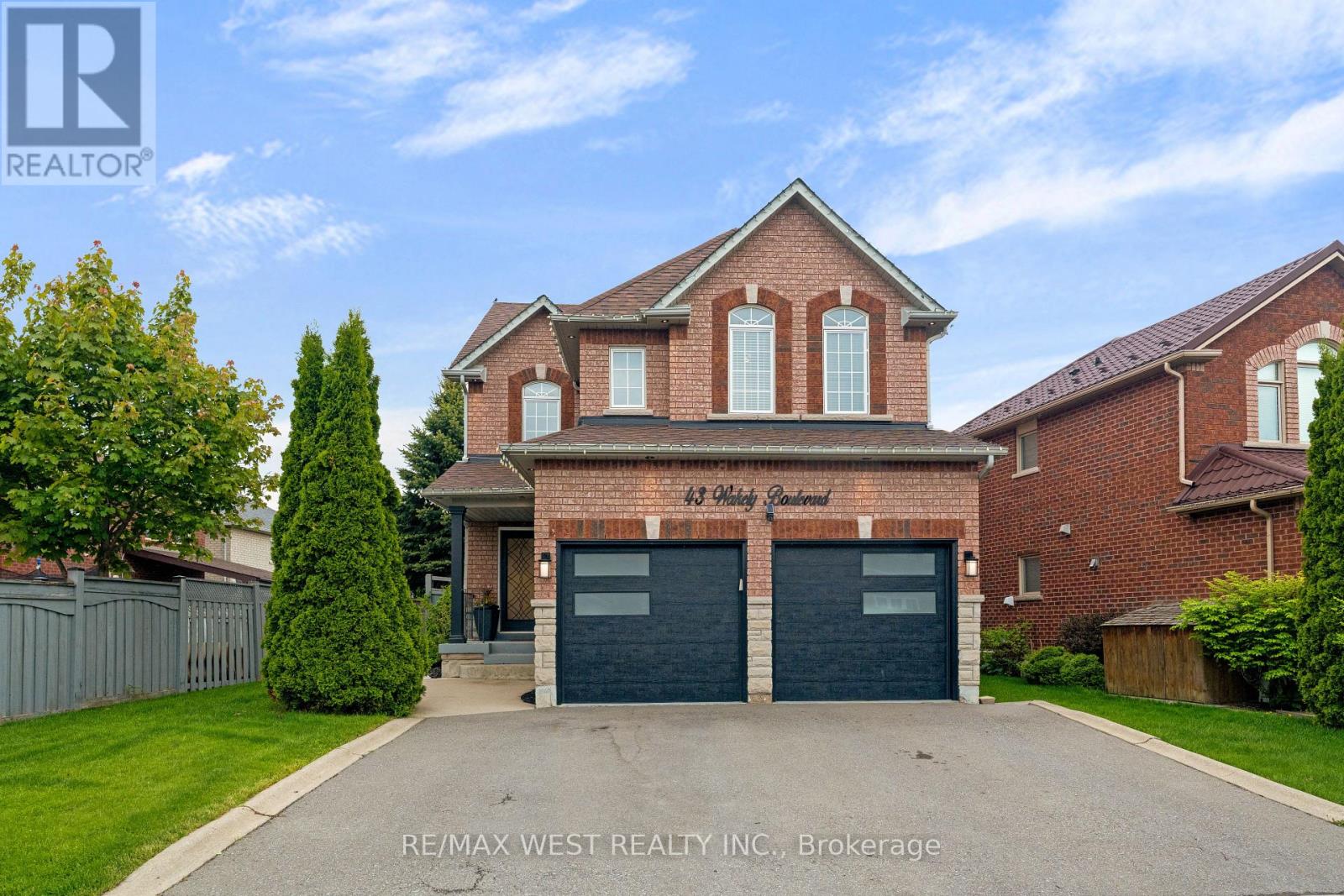 43 Wakely Blvd, Caledon, ON L7E 2H1