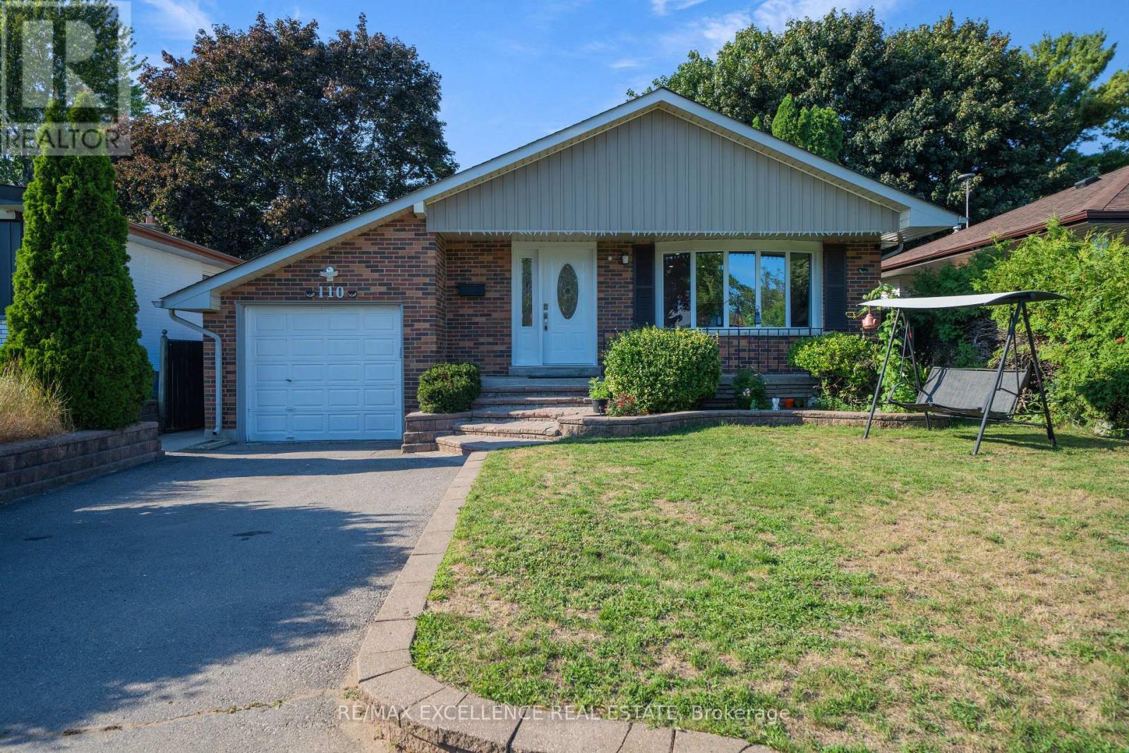 110 Seneca Ave, Oshawa, ON L1G 3V4