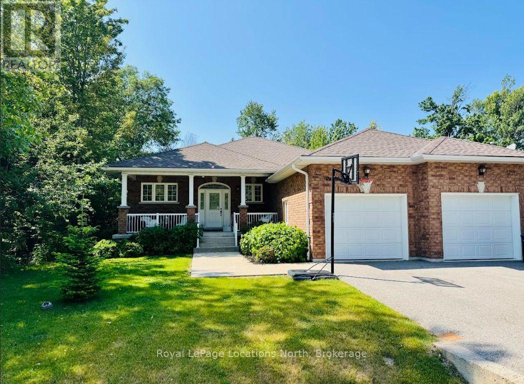 54 Royal Beech Dr, Wasaga Beach, ON L9Z 1H3