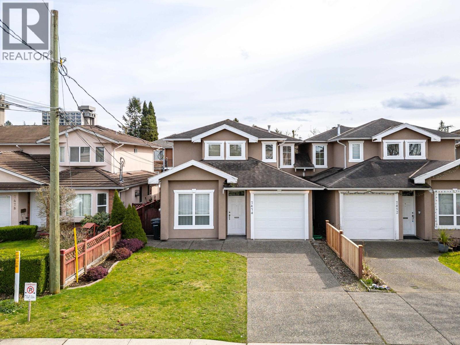 7474 Elwell St, Burnaby, BC V5E 1L4
