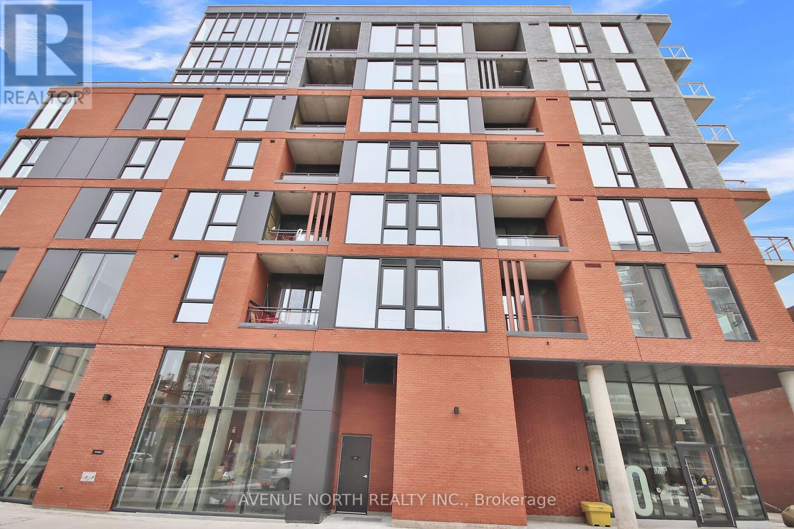809 10 James St, Ottawa, ON K2P 1T2