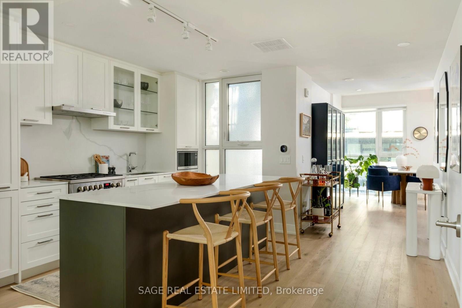 1331 Queen St E, Toronto, ON M4L 0B1