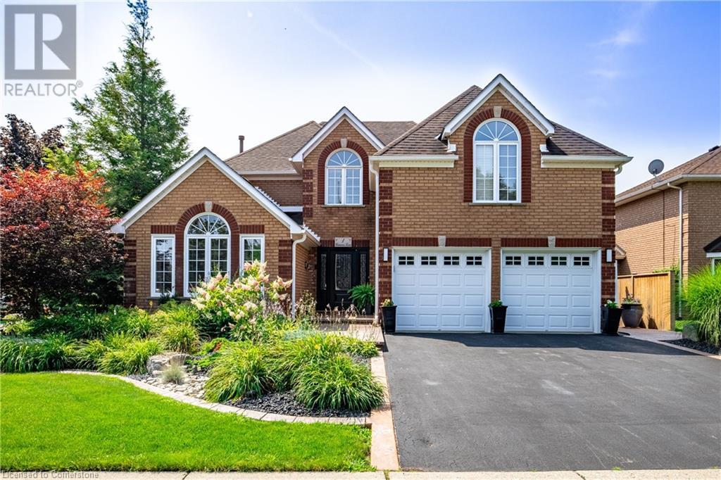 1 Cameron Ln, Brantford, ON N3R 7T1