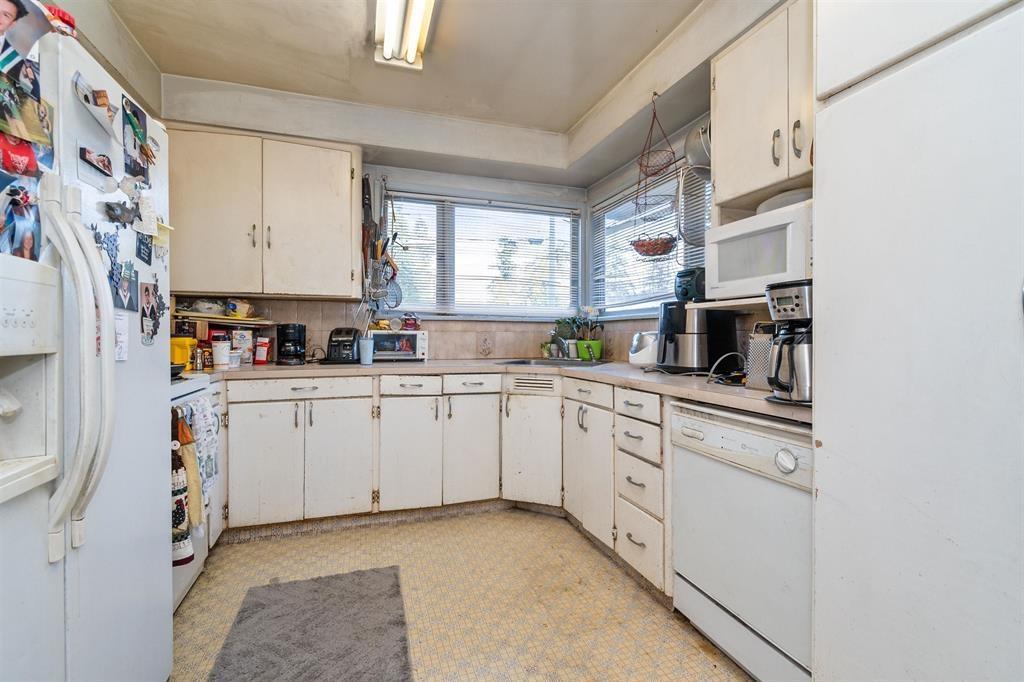 33694 Lincoln Rd, Abbotsford, BC V2S 1R9